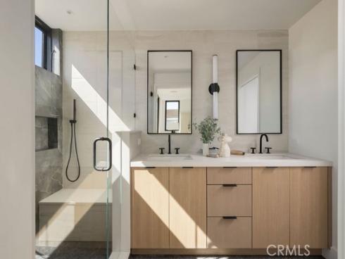 512 Marigold Avenue, Corona del Mar, CA