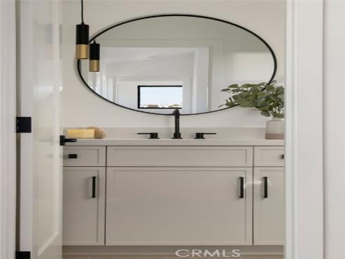 512 Marigold Avenue, Corona del Mar, CA