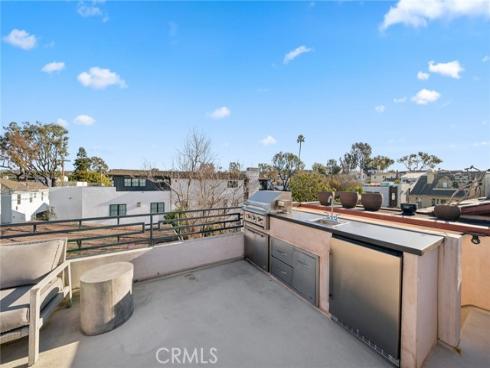 417 Poinsettia Avenue, Corona del Mar, CA