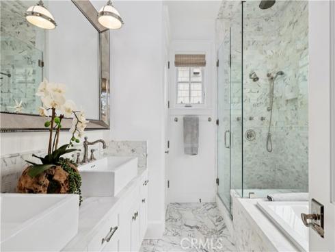 718  Poinsettia  , Corona del Mar, CA