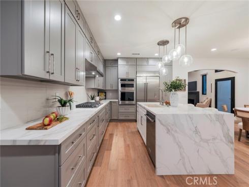 35 Beachcomber Drive, Corona del Mar, CA