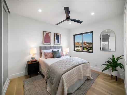 5 Curl , Corona del Mar, CA