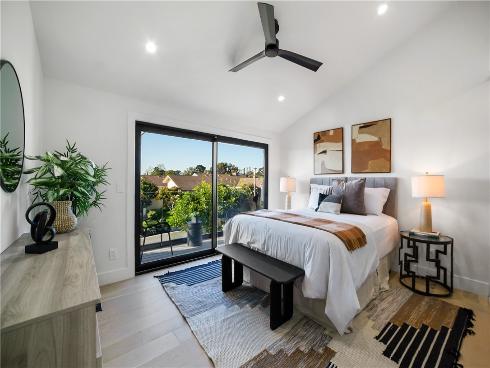 5 Curl , Corona del Mar, CA