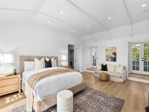 1927 Bayside Drive, Corona del Mar, CA