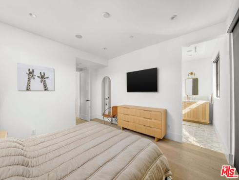 413  Marigold   Avenue, Corona del Mar, CA