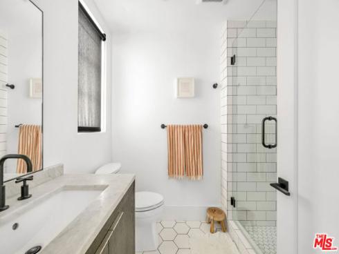 413  Marigold   Avenue, Corona del Mar, CA