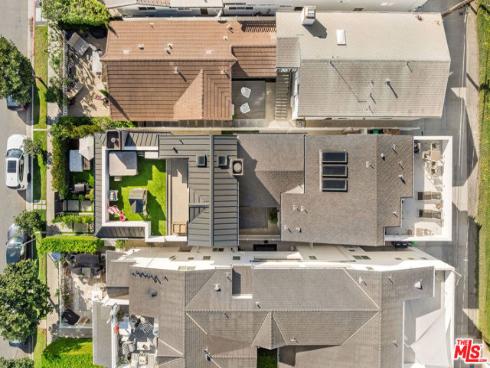 413  Marigold   Avenue, Corona del Mar, CA