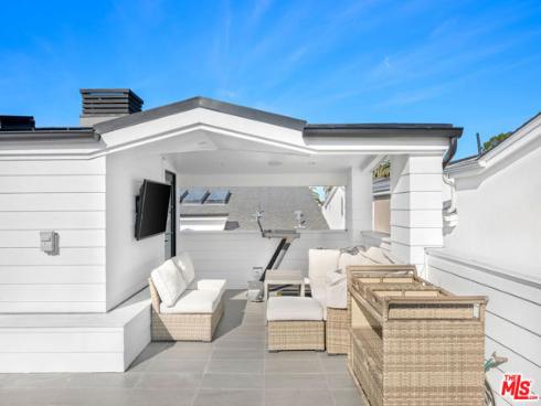 413  Marigold   Avenue, Corona del Mar, CA