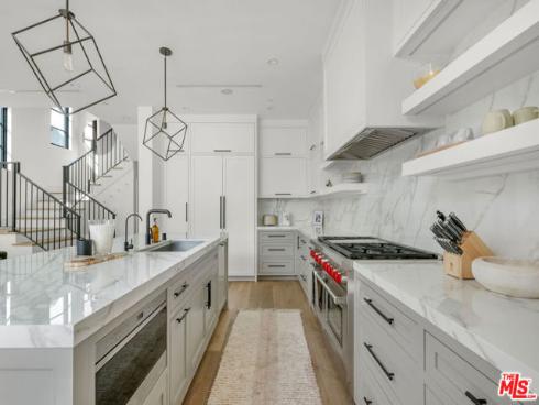 413  Marigold   Avenue, Corona del Mar, CA