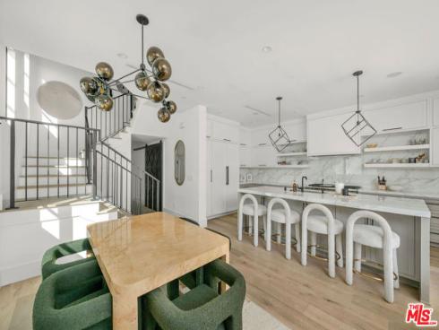 413  Marigold   Avenue, Corona del Mar, CA