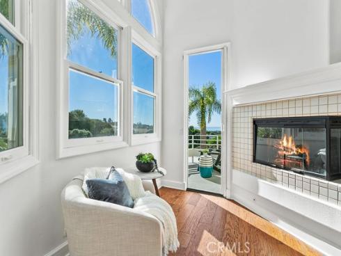 19 Harbor Pointe , Corona del Mar, CA