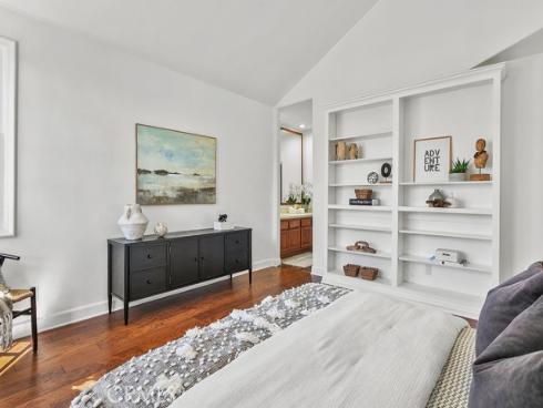 19 Harbor Pointe , Corona del Mar, CA