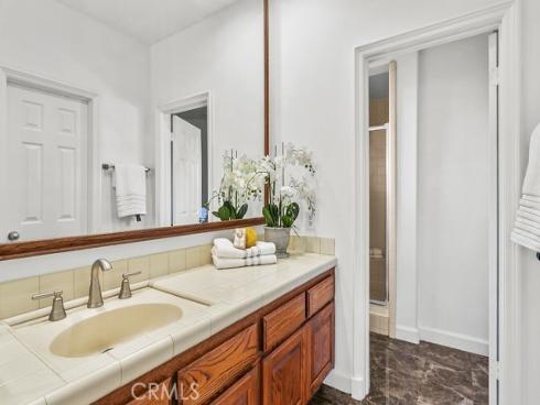 19 Harbor Pointe , Corona del Mar, CA