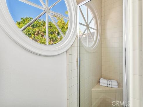 19 Harbor Pointe , Corona del Mar, CA