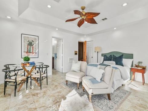 19 Harbor Pointe , Corona del Mar, CA