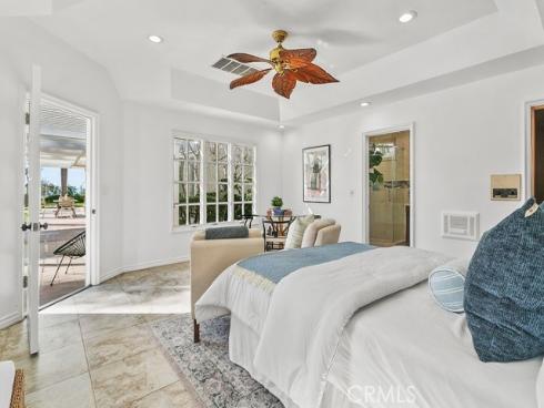 19 Harbor Pointe , Corona del Mar, CA