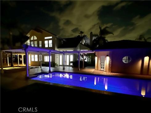 19  Harbor Pointe  , Corona del Mar, CA