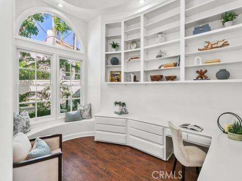 19 Harbor Pointe , Corona del Mar, CA