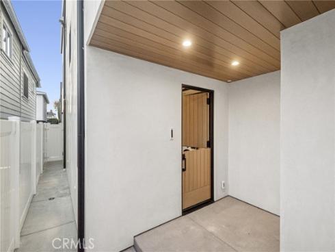 605  Carnation  , Corona del Mar, CA