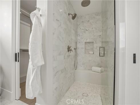 605  Carnation  , Corona del Mar, CA