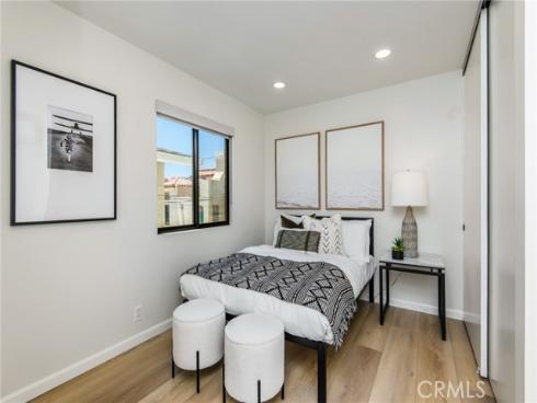 717 Orchid 1-2 Avenue, Corona del Mar, CA