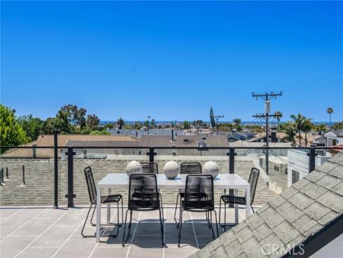 717 Orchid 1-2 Avenue, Corona del Mar, CA