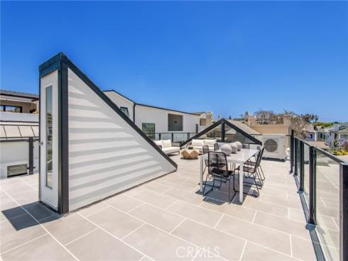 717 Orchid 1-2 Avenue, Corona del Mar, CA