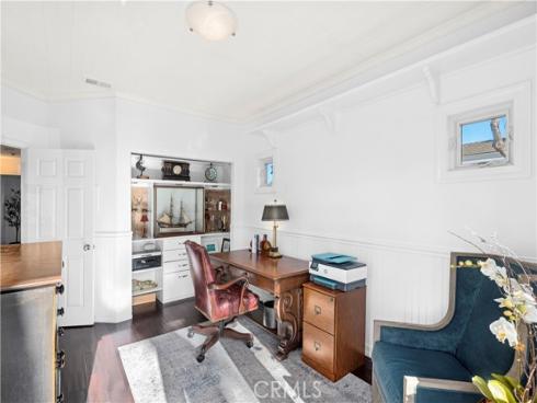 423  Poppy  , Corona del Mar, CA