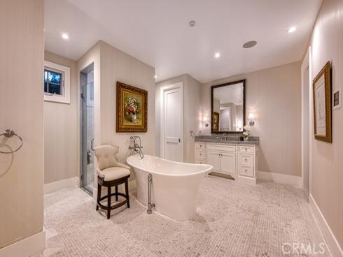 712  K Thanga  , Corona del Mar, CA