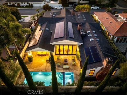 712  K Thanga  , Corona del Mar, CA