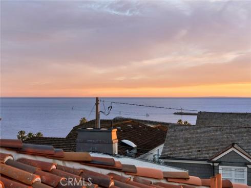 213  Jasmine  , Corona del Mar, CA