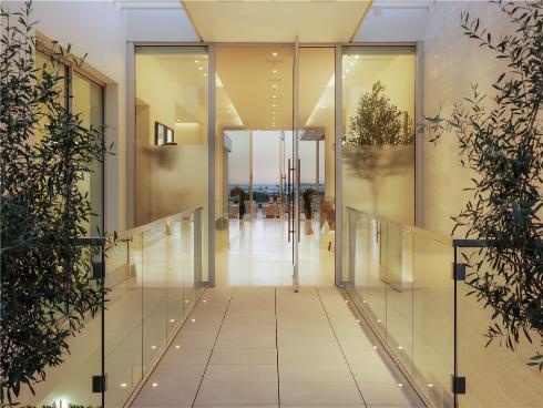 1119  Dolphin  , Corona del Mar, CA