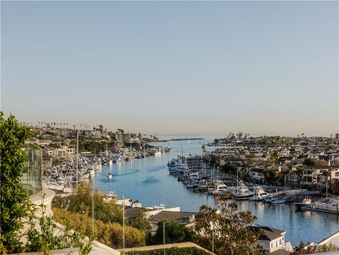 1119  Dolphin  , Corona del Mar, CA