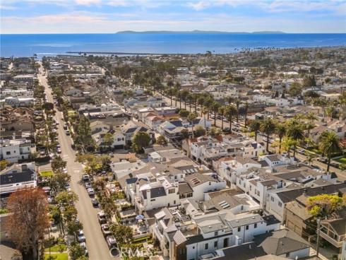 711  Marigold  , Corona del Mar, CA