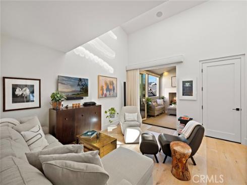 711  Marigold  , Corona del Mar, CA