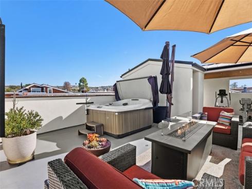 605  Marigold   Avenue, Corona del Mar, CA