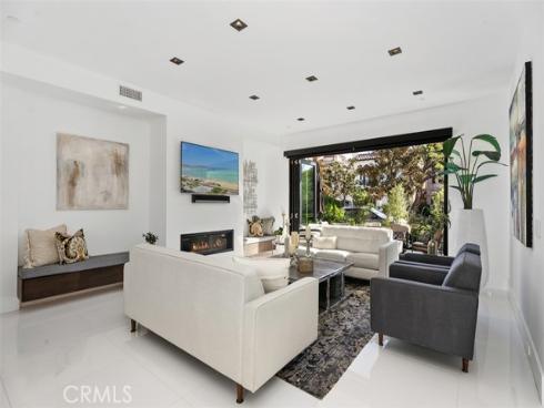 605  Marigold   Avenue, Corona del Mar, CA