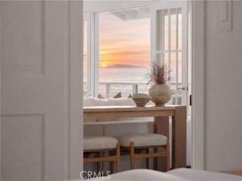 2727  Ocean   Boulevard, Corona del Mar, CA