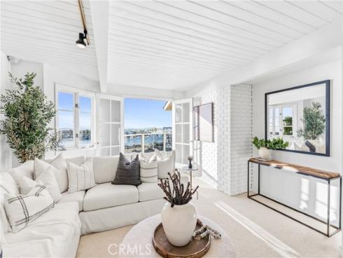 2727  Ocean   Boulevard, Corona del Mar, CA