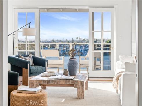 2727  Ocean   Boulevard, Corona del Mar, CA