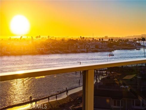 2727  Ocean   Boulevard, Corona del Mar, CA