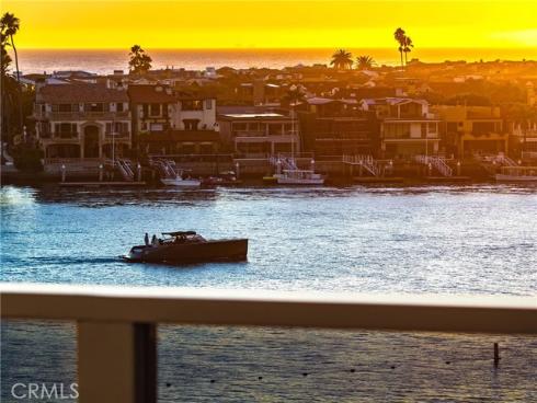 2727  Ocean   Boulevard, Corona del Mar, CA