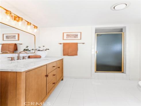 2727  Ocean   Boulevard, Corona del Mar, CA