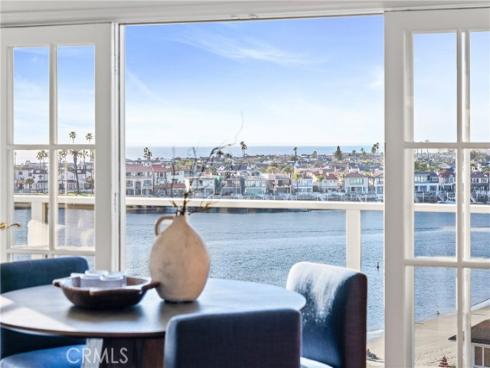 2727  Ocean   Boulevard, Corona del Mar, CA