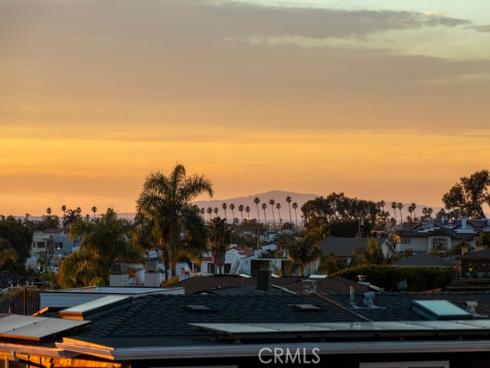 511  Seaward  , Corona del Mar, CA