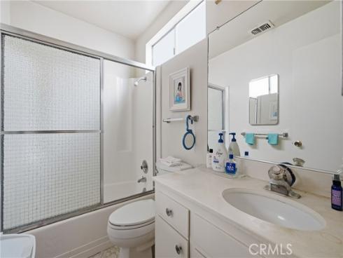 429  Carnation   Avenue, Corona del Mar, CA