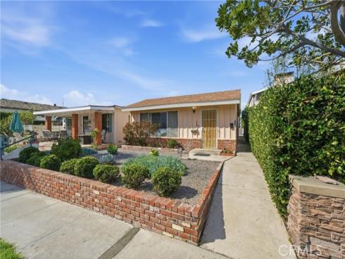 429  Carnation   Avenue, Corona del Mar, CA