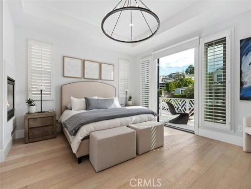 701  Poinsettia   Avenue, Corona del Mar, CA