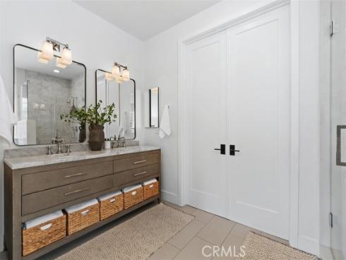 701  Poinsettia   Avenue, Corona del Mar, CA