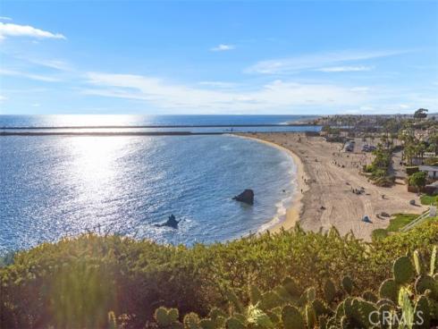 701  Poinsettia   Avenue, Corona del Mar, CA